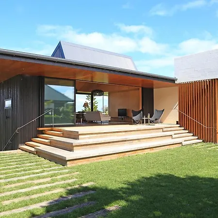Number Five - Stay Waiheke Onetangi Exterior photo